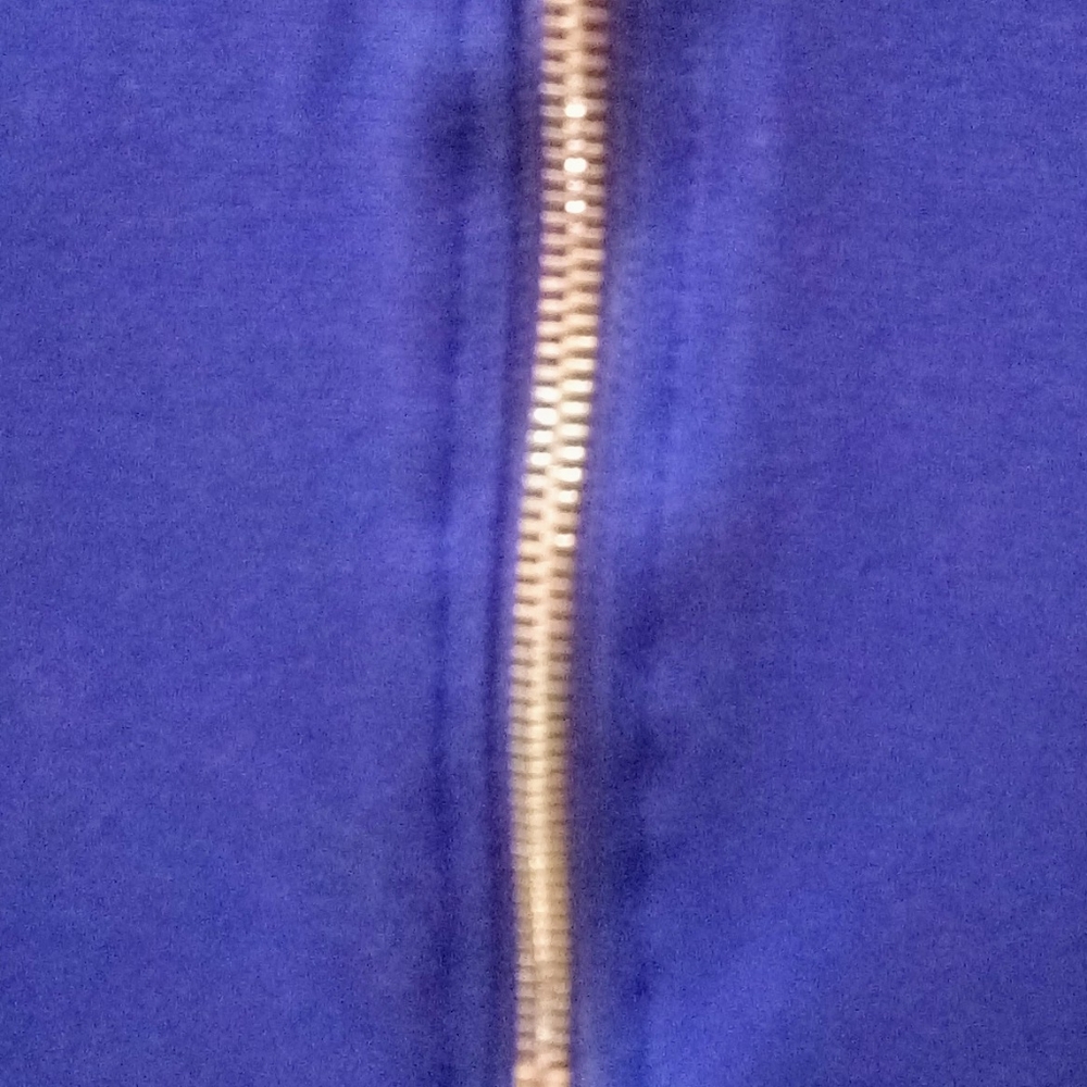 Top - Picture 2 of 3